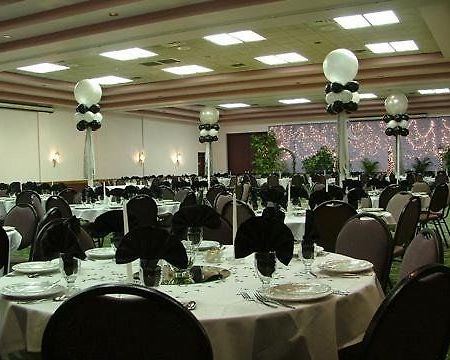 Rodeway Inn Cadillac Ristorante foto
